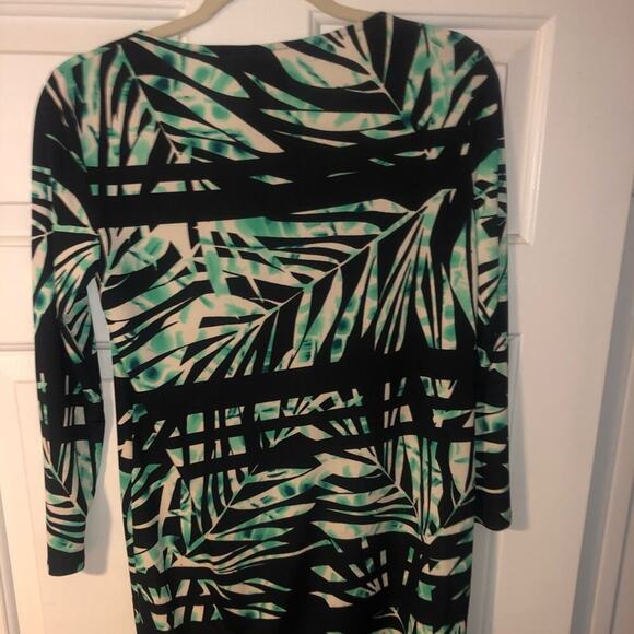 NWT BCBG long sleeve sheath dress👗leaf 🍃detail - Picture 4 of 4